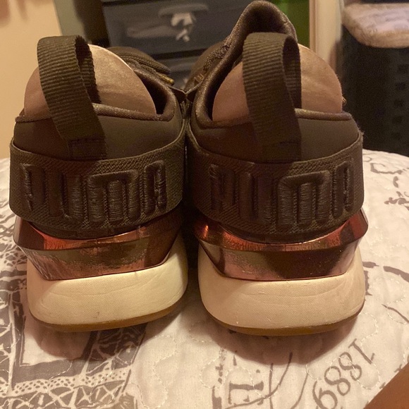 Puma Shoes - Color: Dark Green Pumas. Size: 8